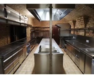 Platán Étterem Tata - 2020